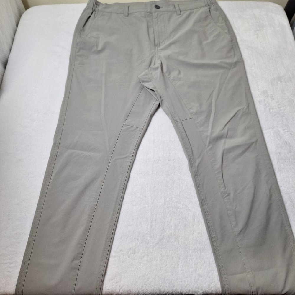 FREE FLY Latitude Pant Mens Sz M Cement Gray Performance Quick Dry SPF50+ EUC!